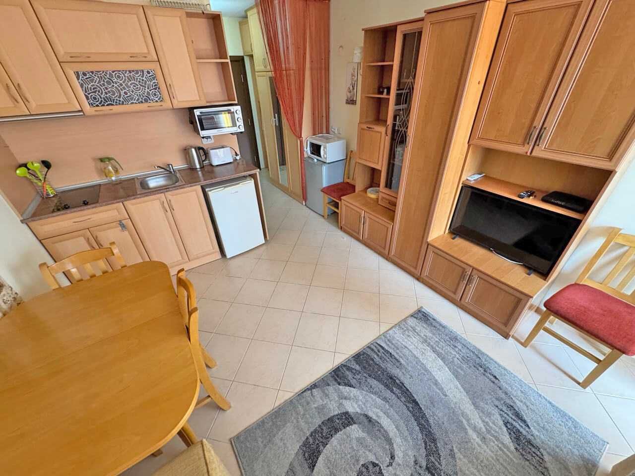 Продава се Едностаен апартамент в к.к. Слънчев бряг - 42 кв.м за 1250 €/кв.м - Снимка #2