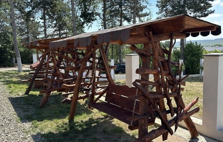 Vând leagan/ balansoar de grădină