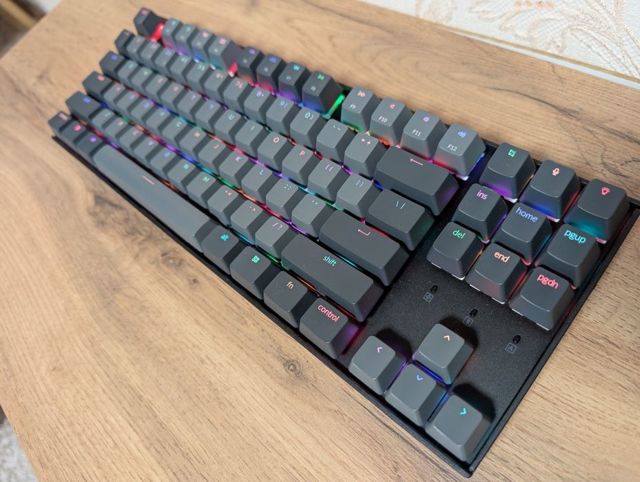 Продам клавиатуру Keychron K8H1