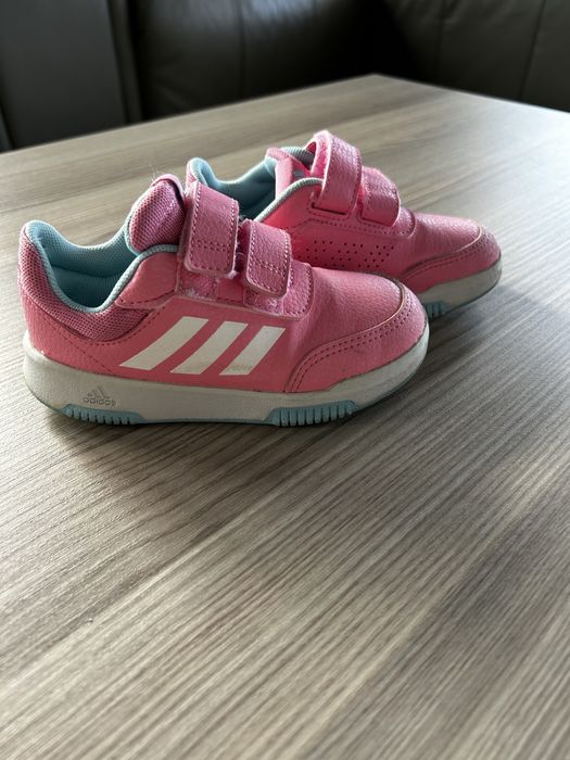 Маратонки Adidas