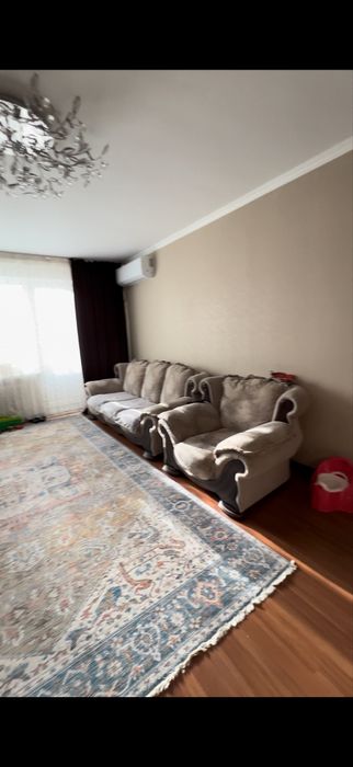 Диван и кресло ДАРОМ СРОЧНО!