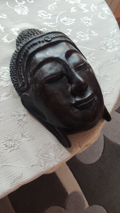 Фигура на Буда за а стена