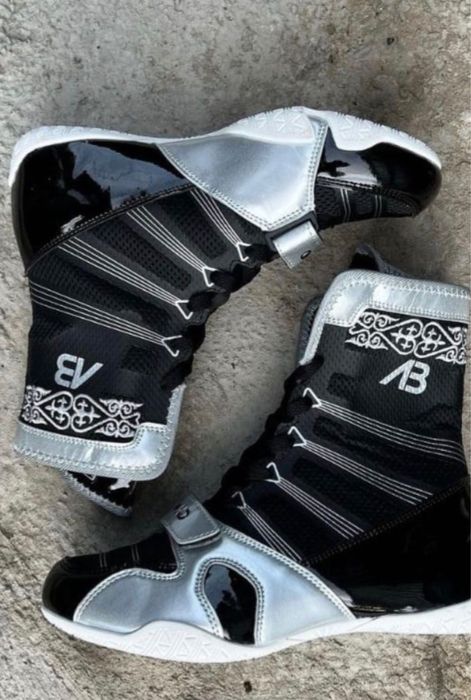 Боксерский обувь боксерки