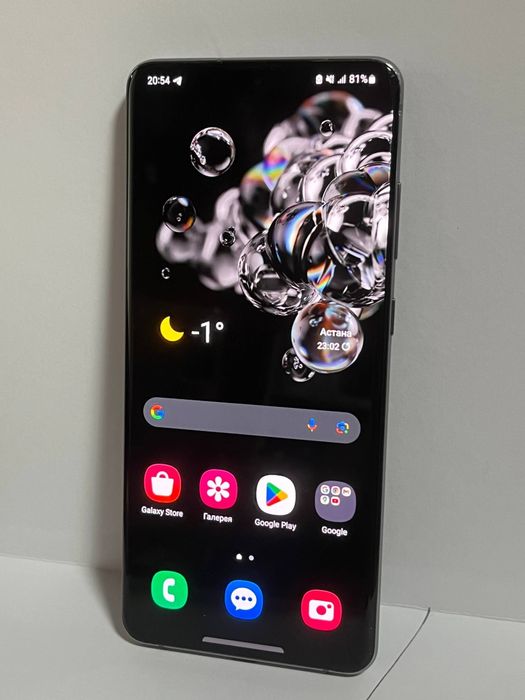 Флагманский Samsung S20 Ultra 100х зум