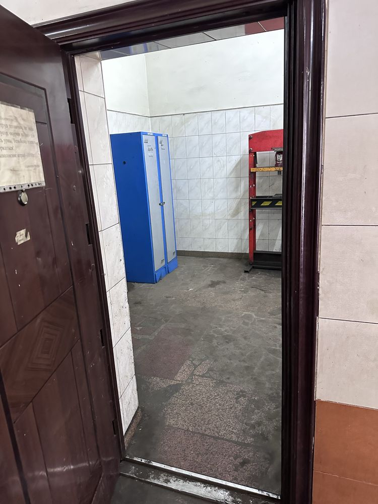 Сдаётся в аренду СТО!