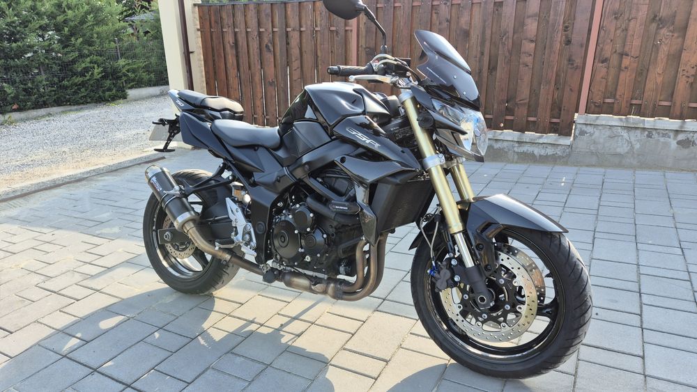 Suzuki GSR 750 ABS