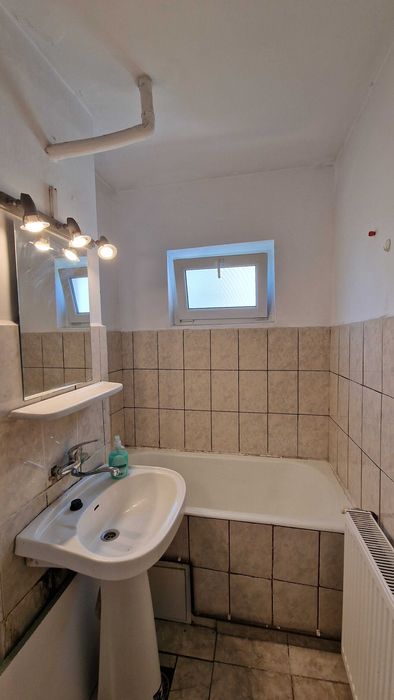 CRAIOVA, Apartament 4 camere, Craiovita Noua 126.000 de euro