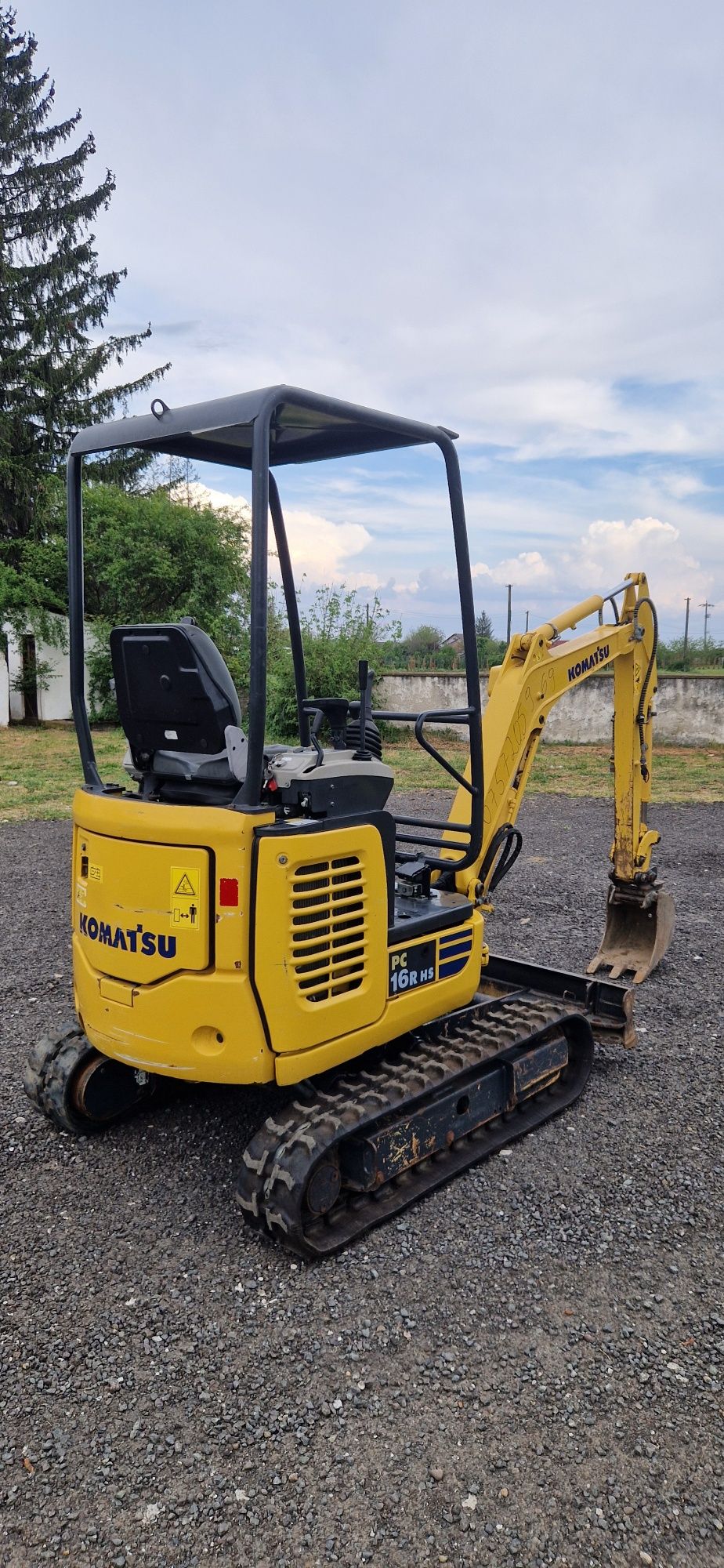 Miniexcavator komatsu pc 16R 1800 kg, jcb, takeuchi, caterpilar,