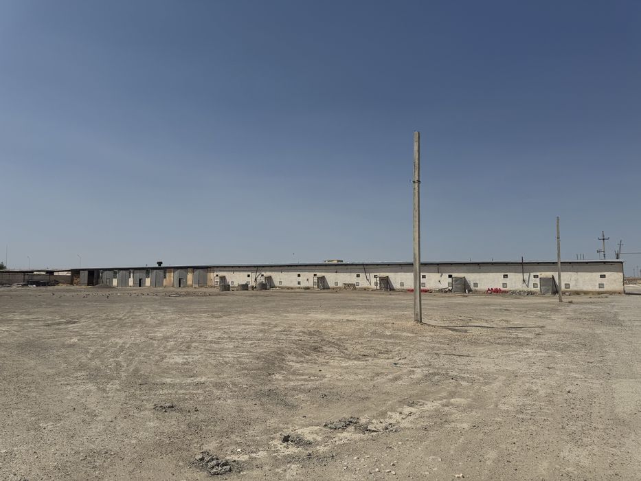 2 gektar Yer sotiladi. Qurilishi bilan rasmda ko’rishingiz mumkin.