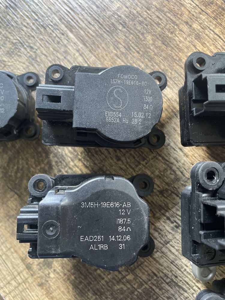 Senzori/actuator aer Ford Fiesta 2008-2016 Climatronic
