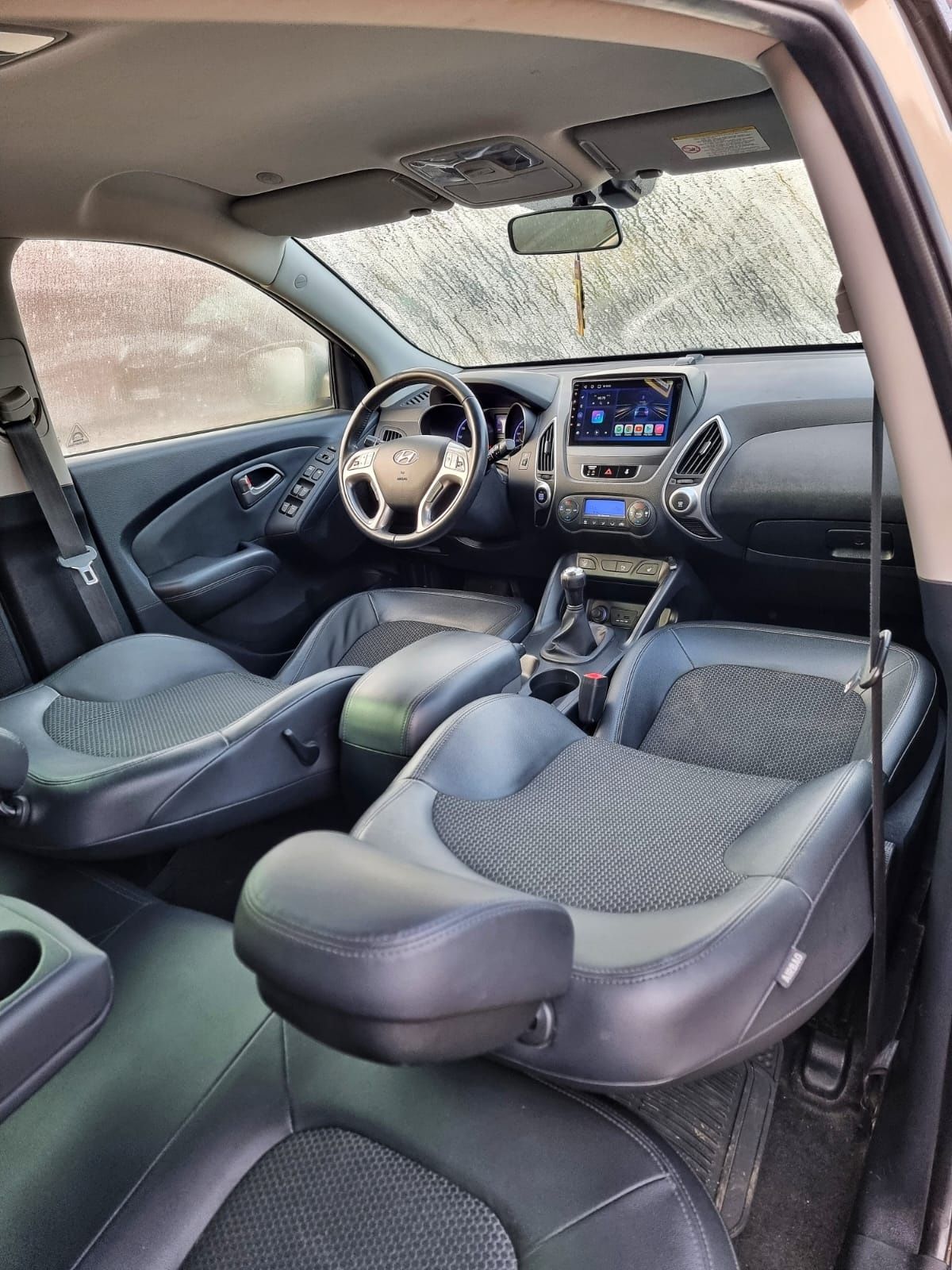 Hyundai Ix35 Tucson Style 2.0 Benzina 163Cp Navigatie/ Xenon/Tempomat/