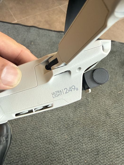 Dji mini 2 fly more combo в перфектно състояние на 180мин полет