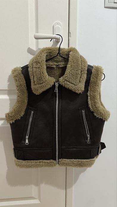 Елегантен дамски елек