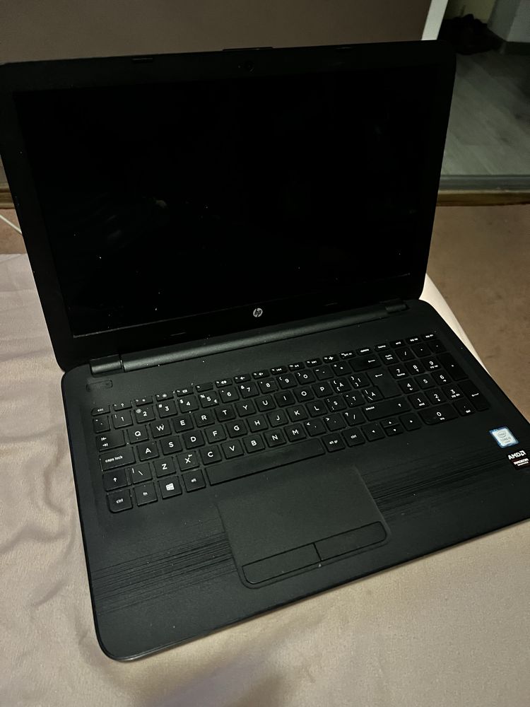 Laptop HP i5-6200U cpu 2,30 ghz 15 inch