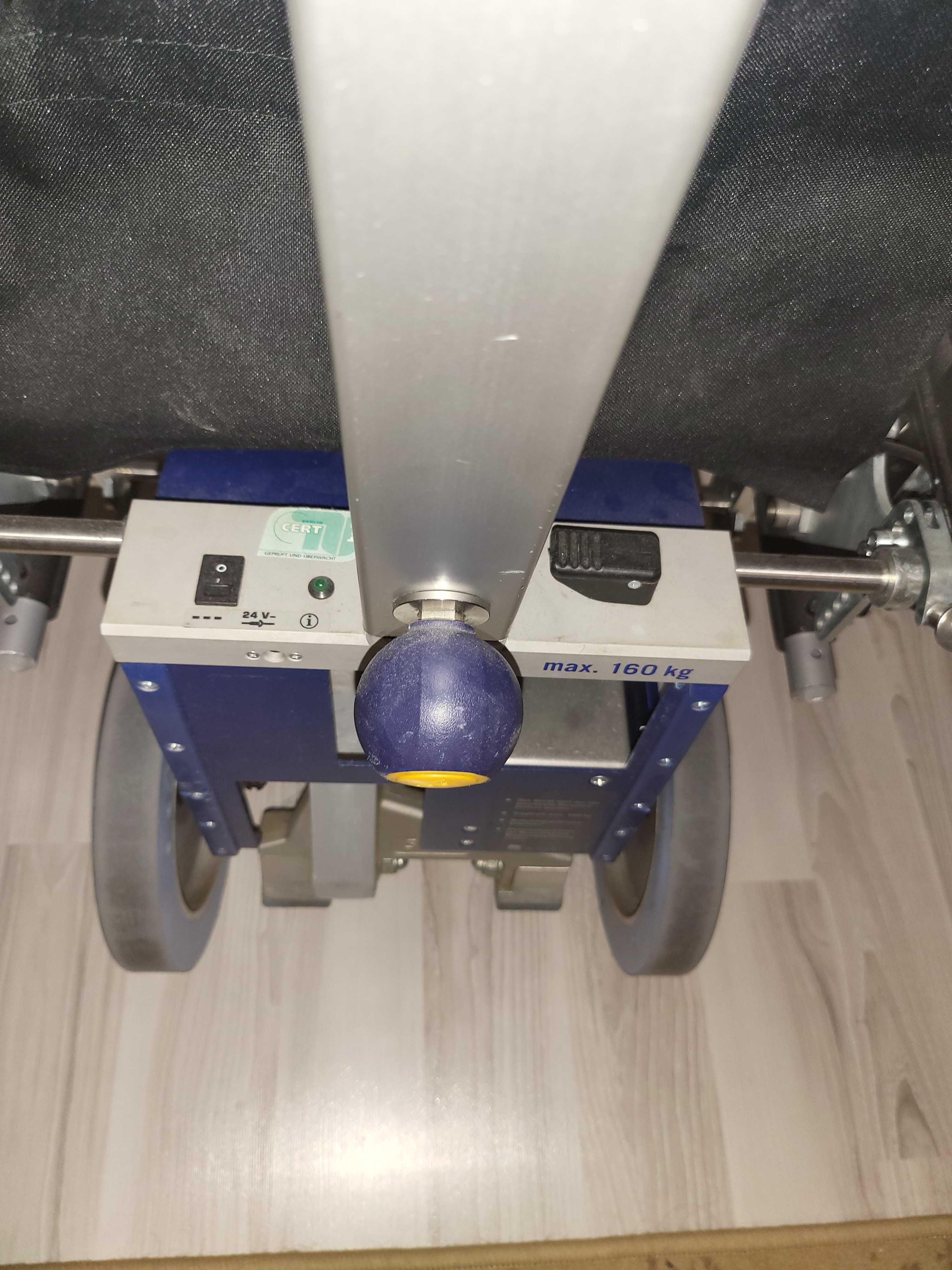 Elevator scari pentru persoane cu handicap AAT S-max 160kg