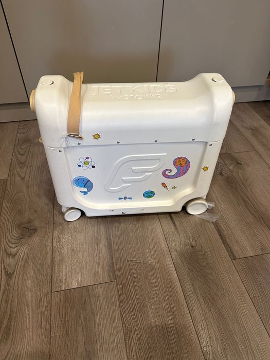 Чемодан для путешествий Stokke Jetkids.