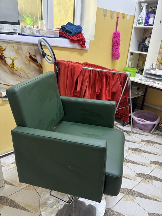 Кресло парикмахерское