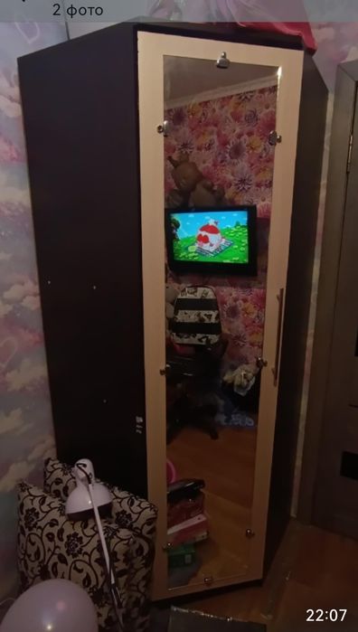 Угловой компьютерный стол