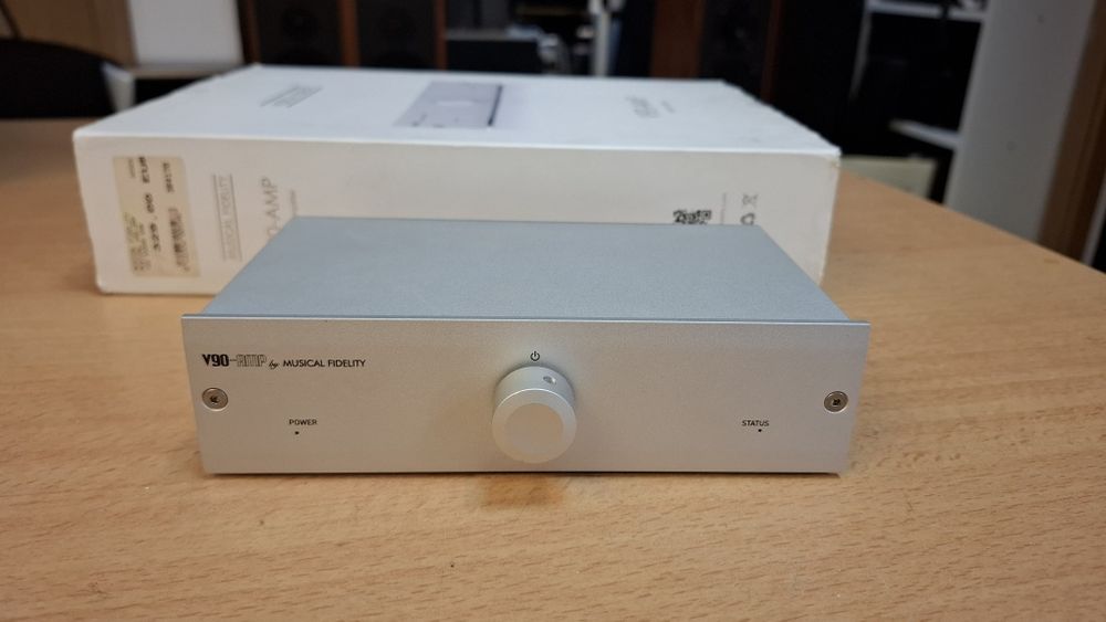 Musical fidelity  v90-amp amplificator