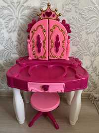 Продам детский туалетный столик