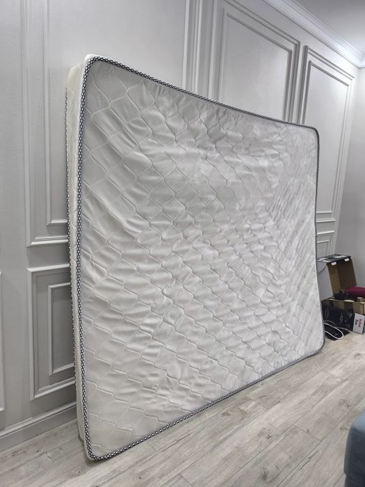 Матрас для кровати