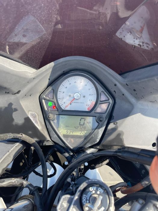 Vând suzuki 650 cc