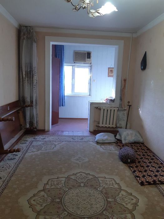 Navoiy shahrida 1 xona 2 xona qilingan uymiZ sotiladi arzon narxda