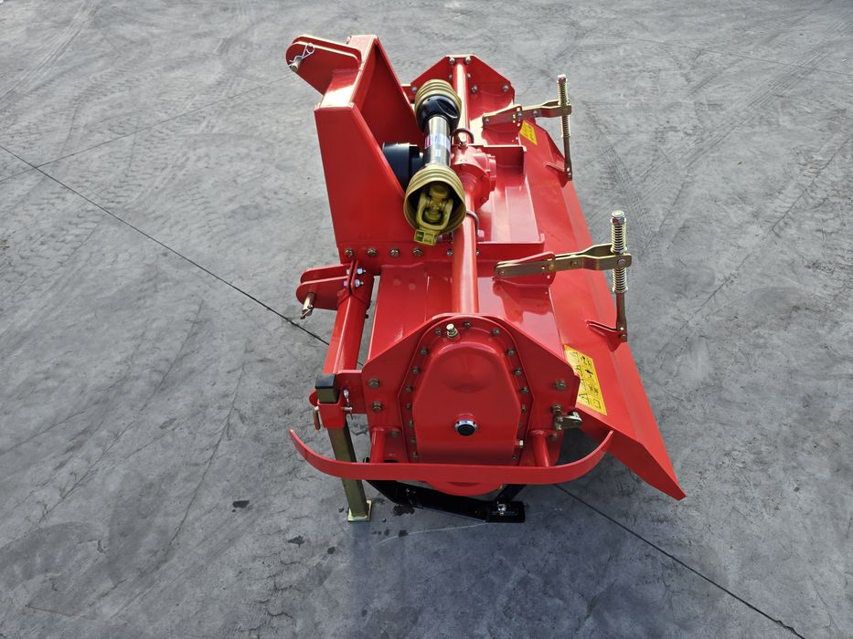 Freza de pământ agricola 1.8m Noua