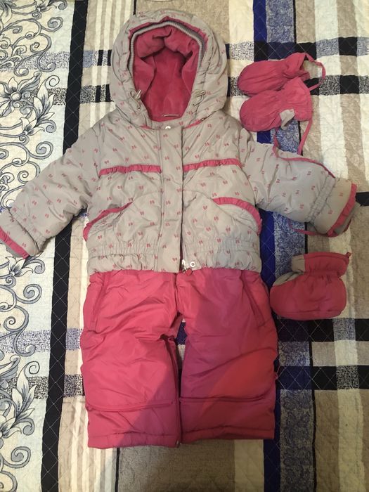 Зимний комбинезон на девочку 6-12 месяцев.