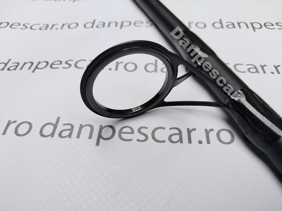 SET 4 Lansete 3,30m KOMODO  3,75LBS SI 4 Mulinete WIND BLADE MA6000