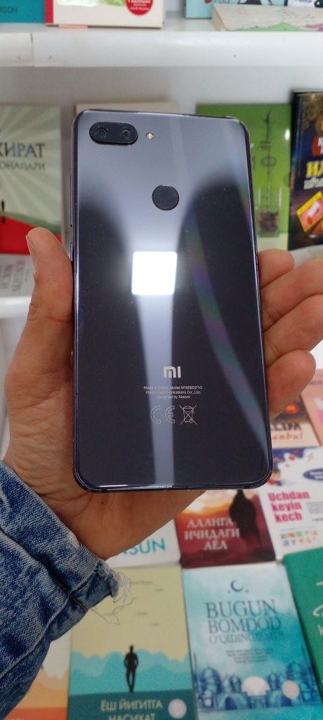 Xiaomi 8 lite flagman ideal