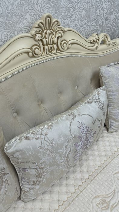 Диван и две кресло