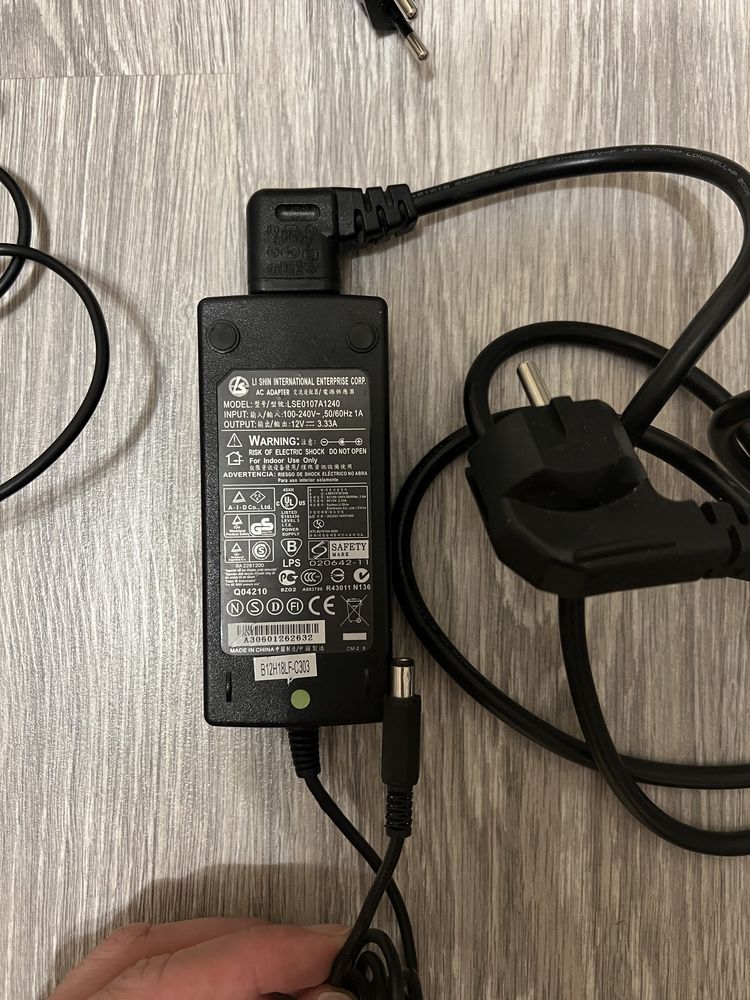 Оригинални зарядни адаптери за Toshiba
