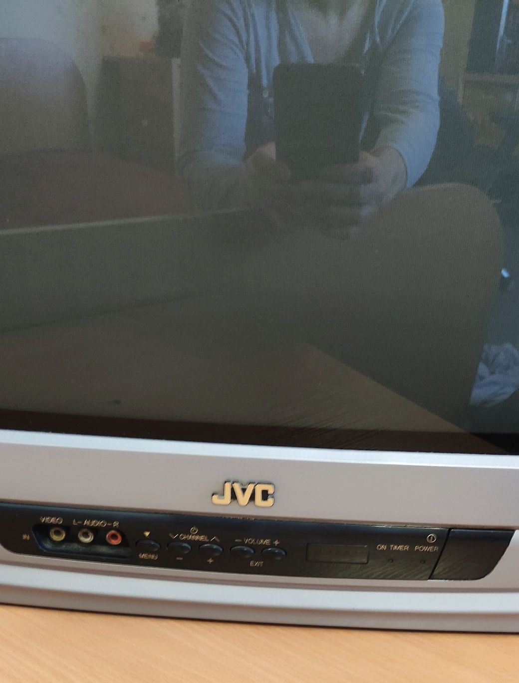 Продам телевизор JVC