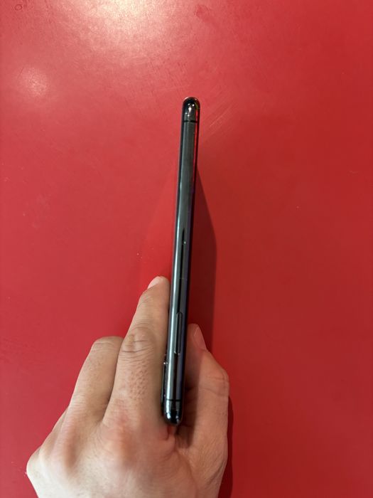 iPhone X - 256GB Space Gray (черен цвят е)