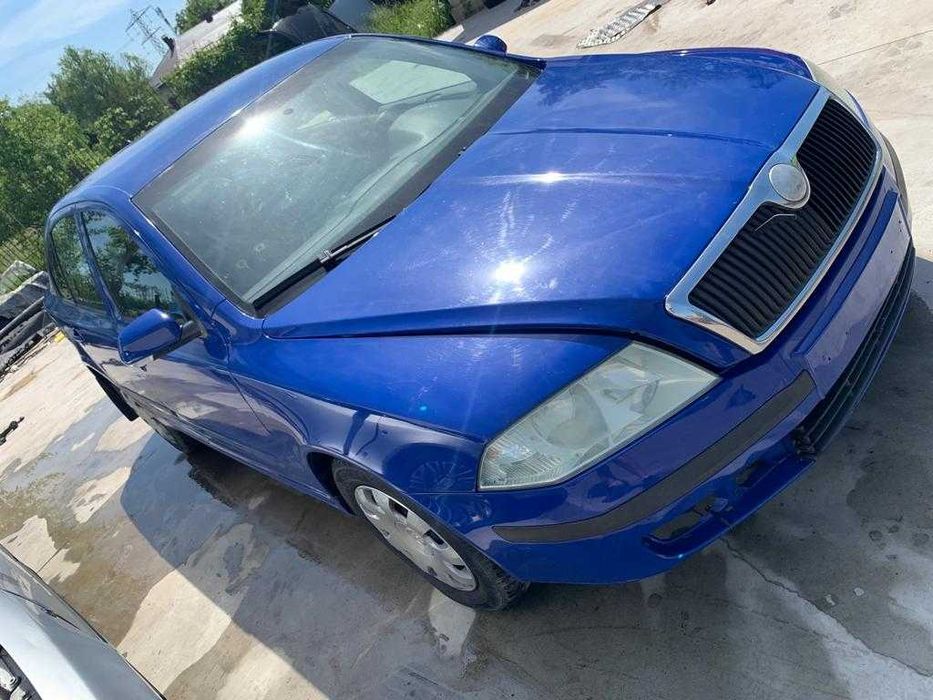 dezmembrez skoda octavia 2 1.4 mpi/hayon octavia 2/faruri octavia 2