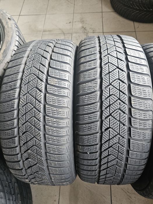 225/45R18 fata 255/40R18 Spate M+S