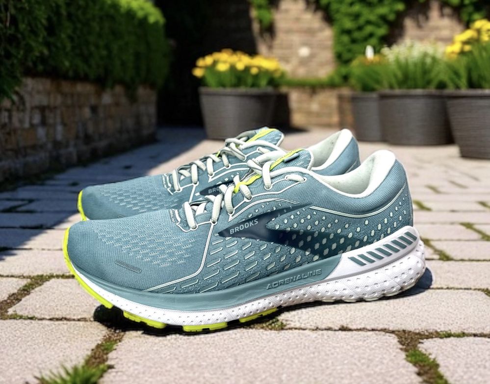 Brooks Adrenaline  (41) , 26.5см. Маратонки за Бягане