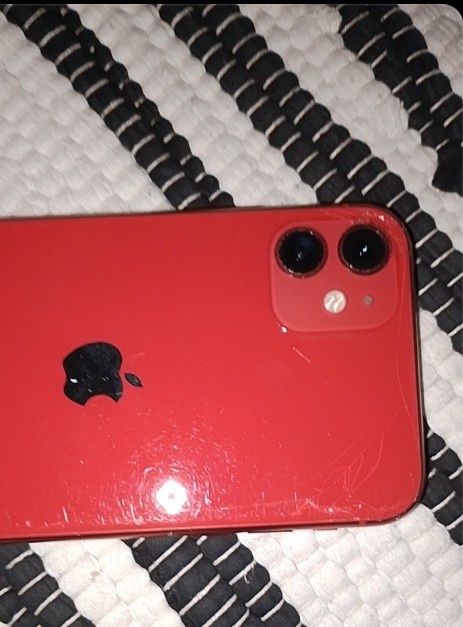 Айфон 11 хорошим састаянием