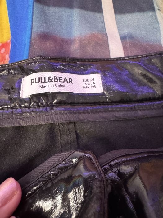 Pantaloni piele jeansi firma bershka zara impecabili