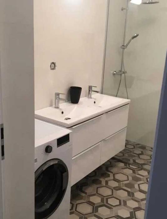 Дава се под наем Двустаен апартамент в Пловдив, Център - 60 кв.м за 265.2 € - Снимка #4