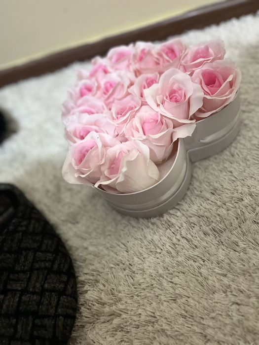 Кутия сърце с Рози и панделка