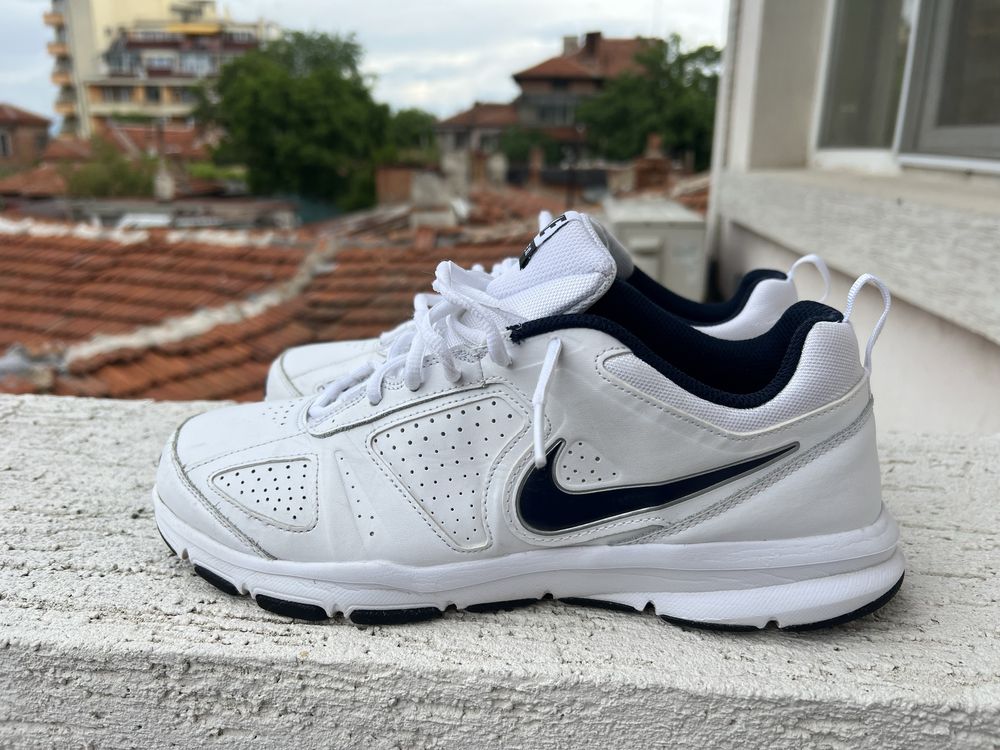 Nike T Lite XI 43