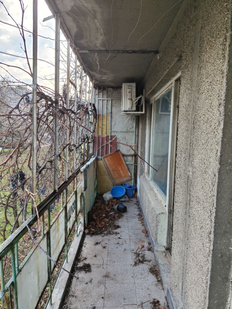 Добружански, 3-стаен среден, без комисионна.