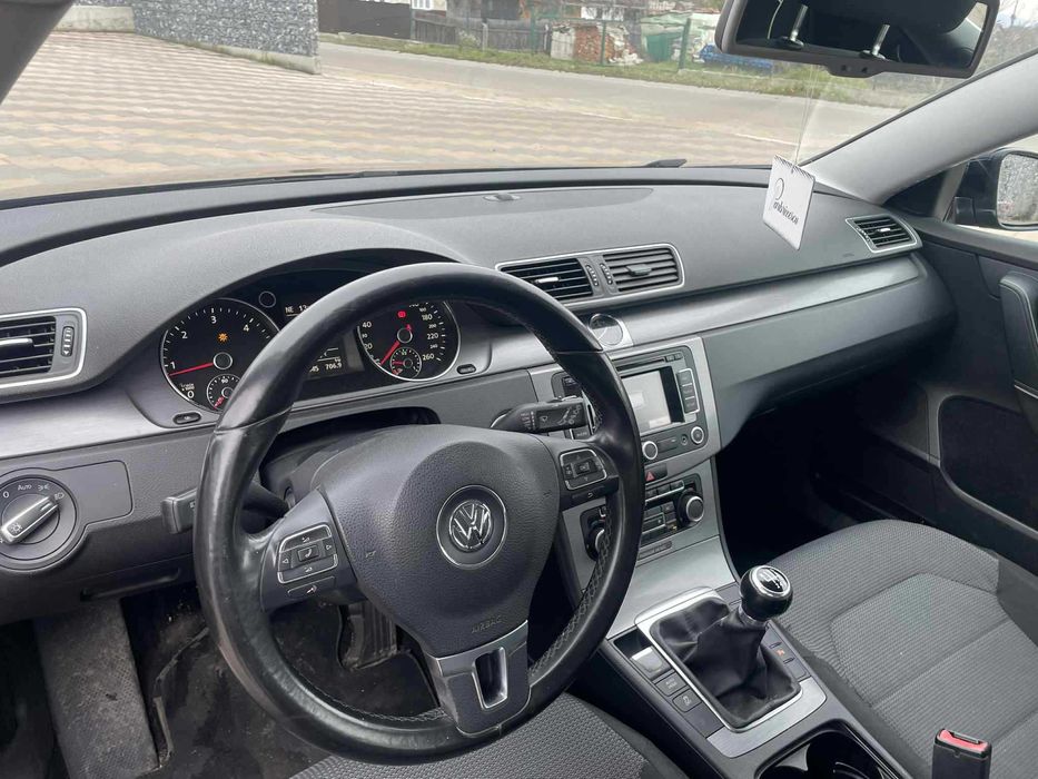 Volkswagen Passat B7 1.6TDI CAY 2012