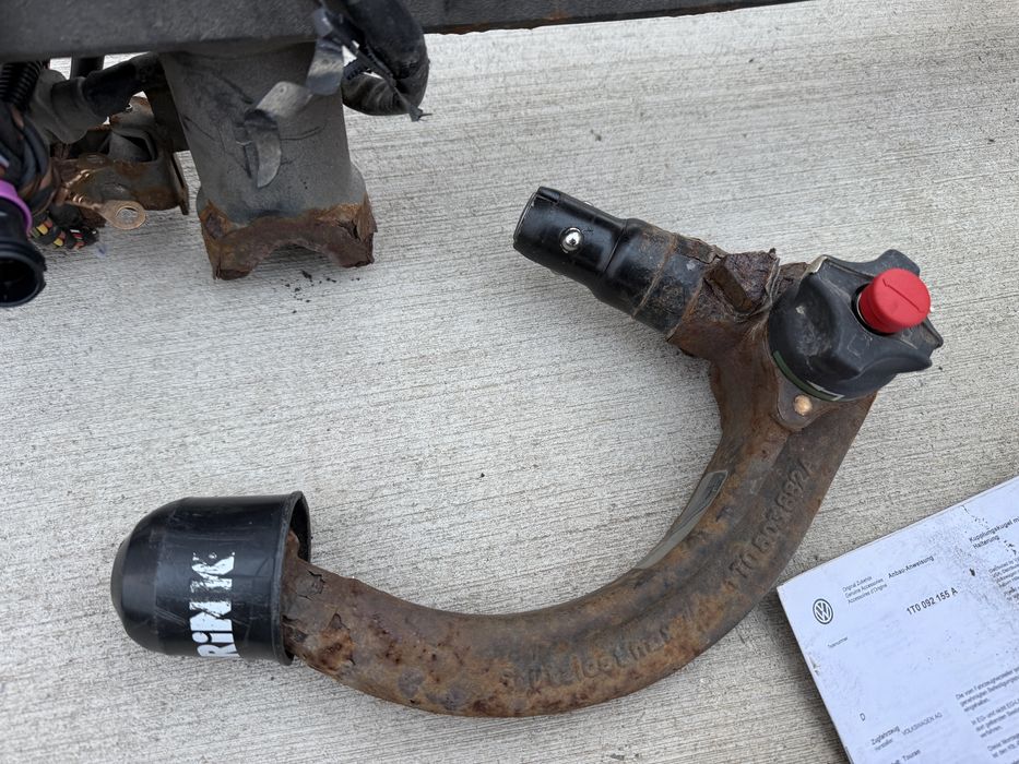 ОРИГИНАЛЕН Сваляем Се Теглич за -VW TOURAN 1T1/1T2/1T3 2003г-2015г-