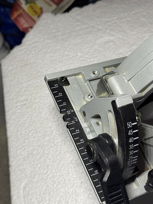 Fierastrau circular  profesional  Bosch GKS 18v 57-2 din 2024