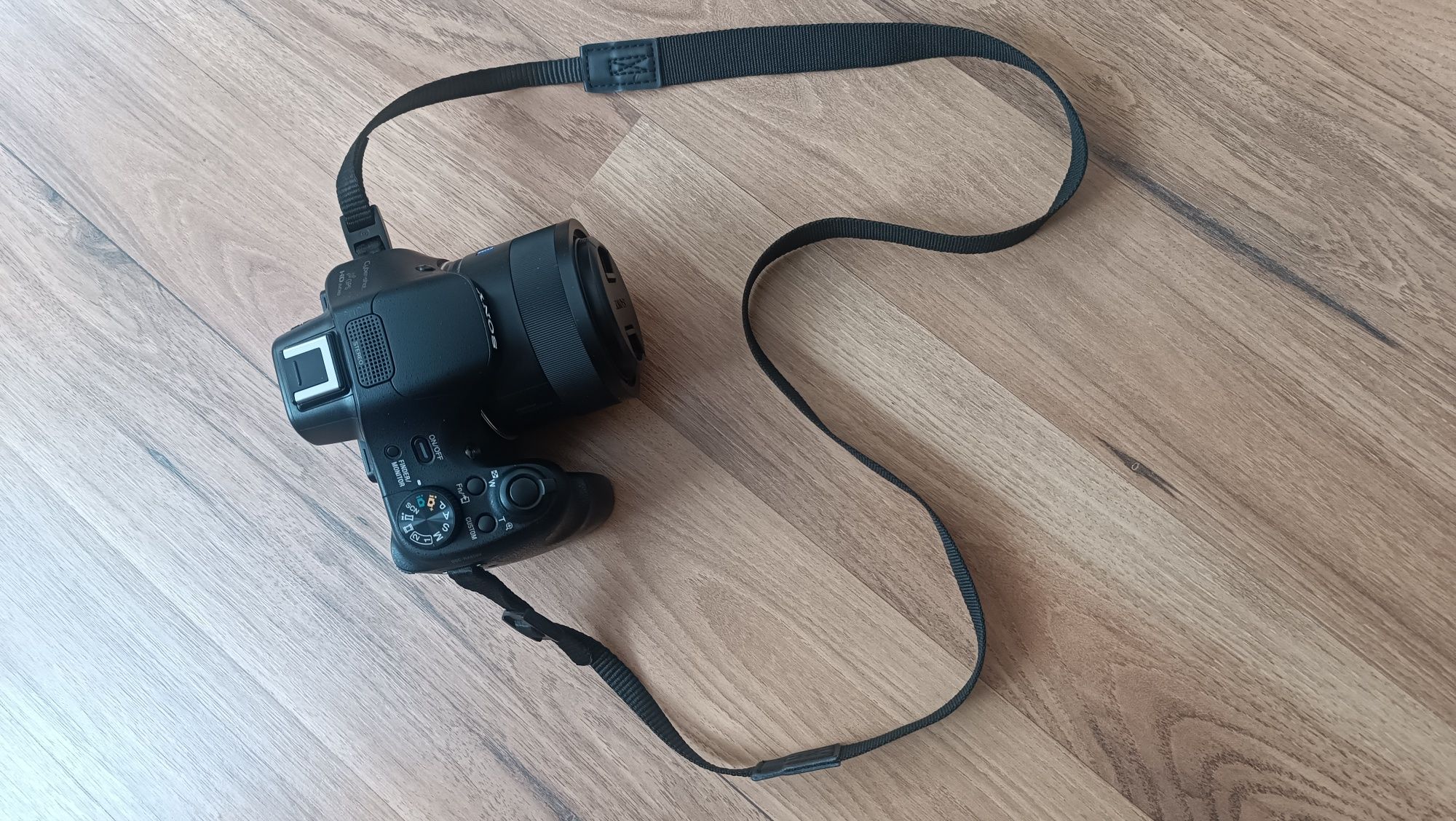 Фотоапарат Sony -