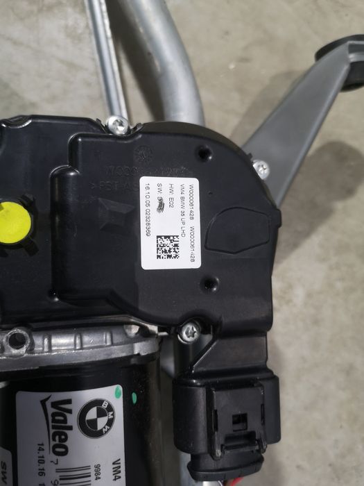 Ansamblu ștergator motoras bmw seria 5 G30 G31 2017 volan stanga