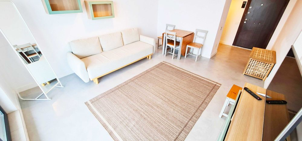 Apartament de închiriat în Mamaia Nord - decomandat